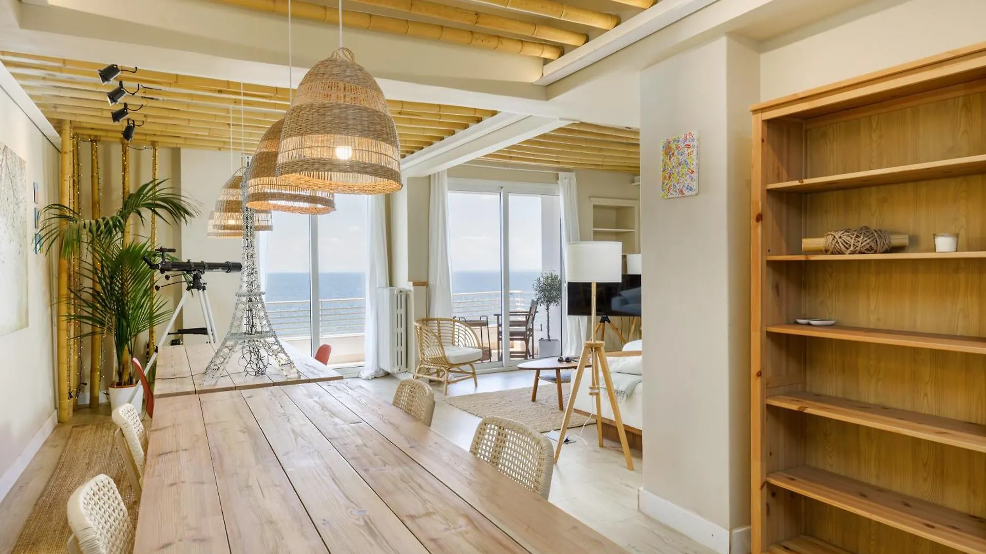 Infinity & Beyond By Halu! - Seafront Apartments سالونيك