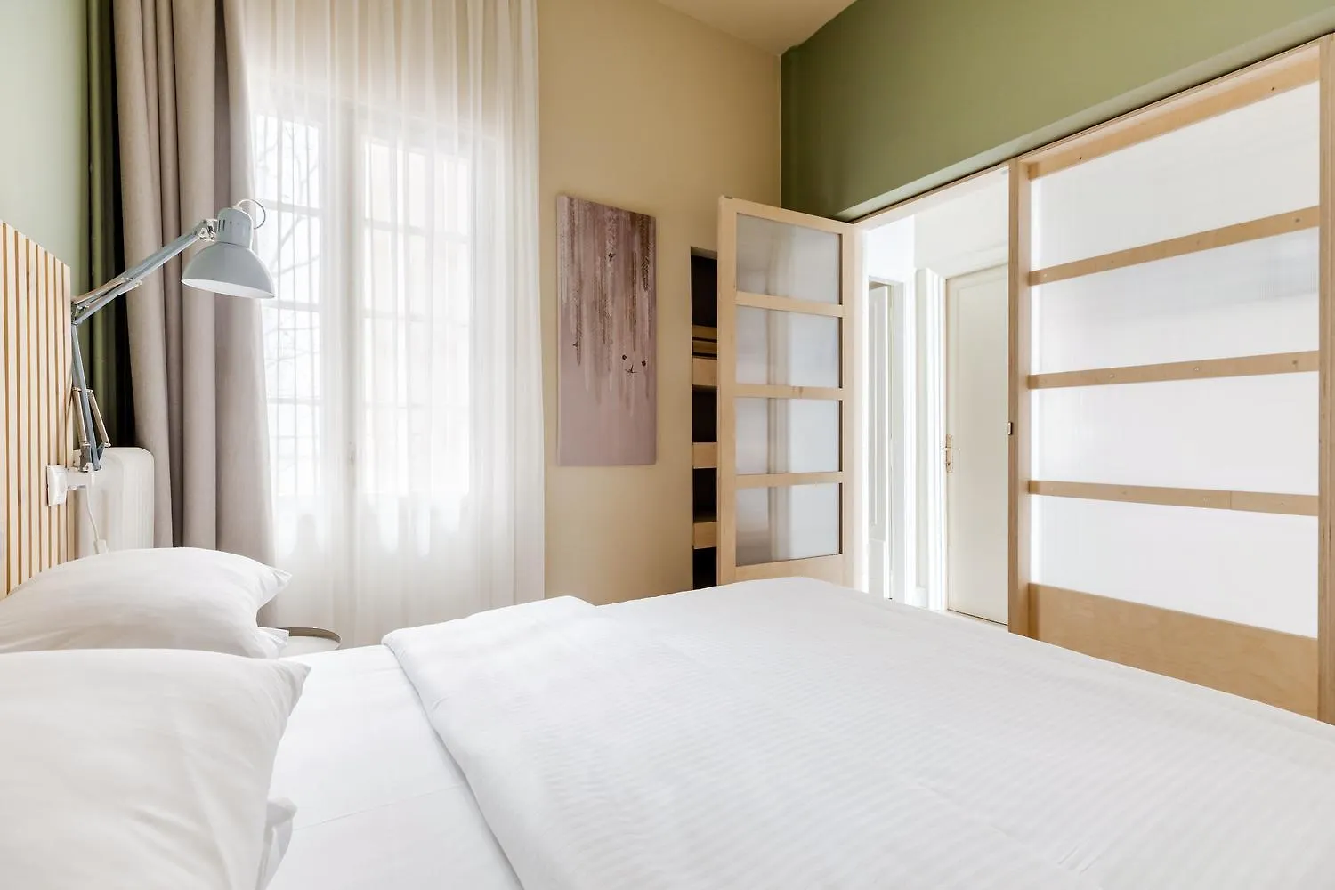 Infinity & Beyond By Halu! - Seafront Apartments سالونيك 0*,  اليونان