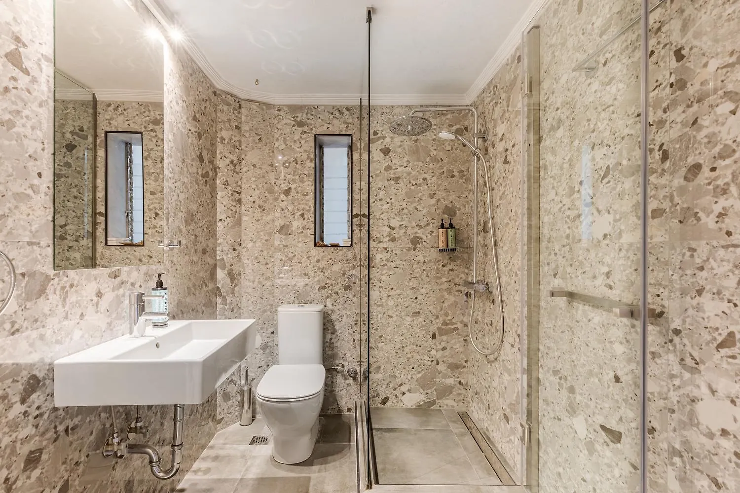 Infinity & Beyond By Halu! - Seafront Apartments سالونيك