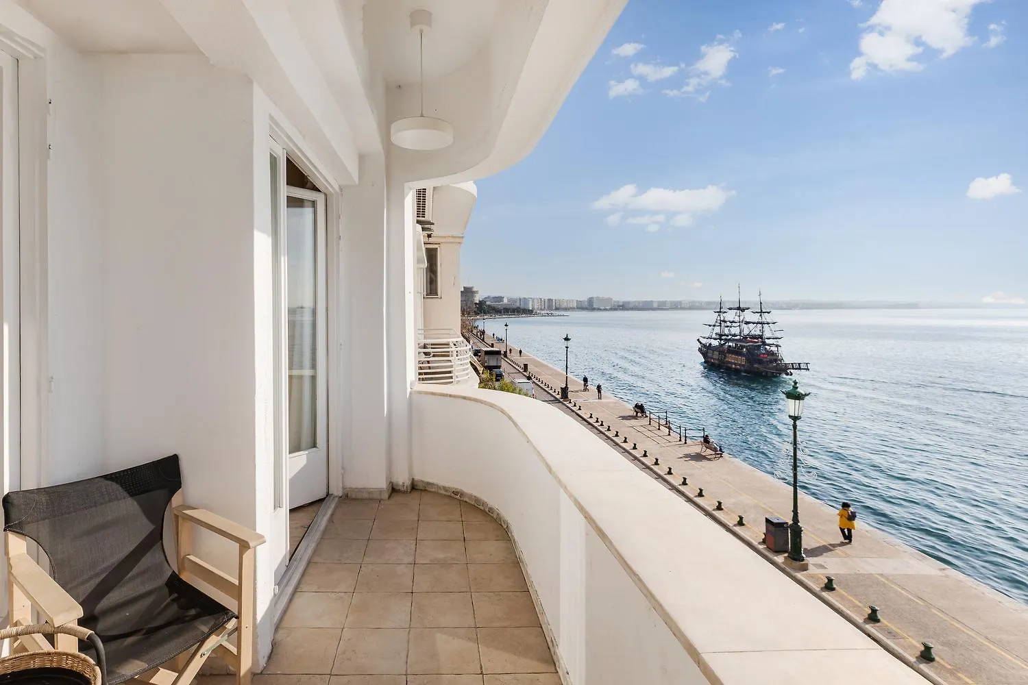 Infinity & Beyond By Halu! - Seafront Apartments سالونيك اليونان